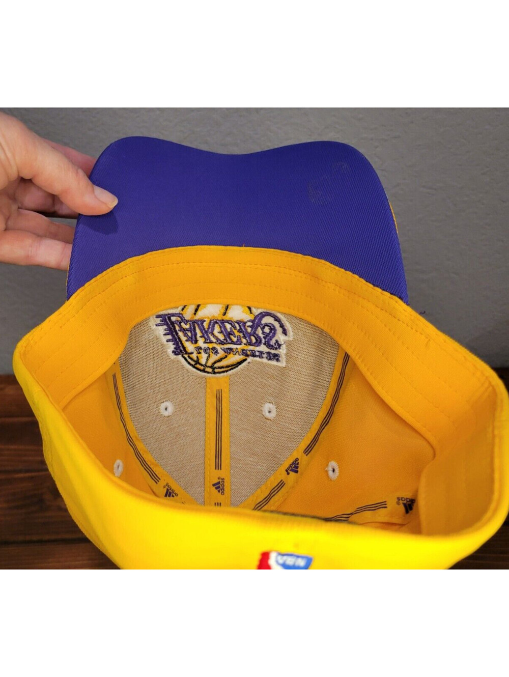 Los Angeles Lakers Cap Hat Adidas Fitted One Size Official Team Basketball - Picture 11 of 12